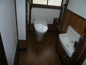 沼津市　Ｏ様邸　トイレのBeforeAfter